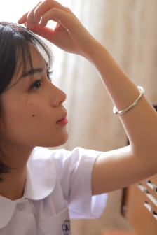 《不戴套的瑜伽教练3》在线看